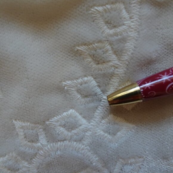 John Mark Velvet Tunic Top Women's Size M Ivory Embroidered Loose Fit - Picture 13 of 14